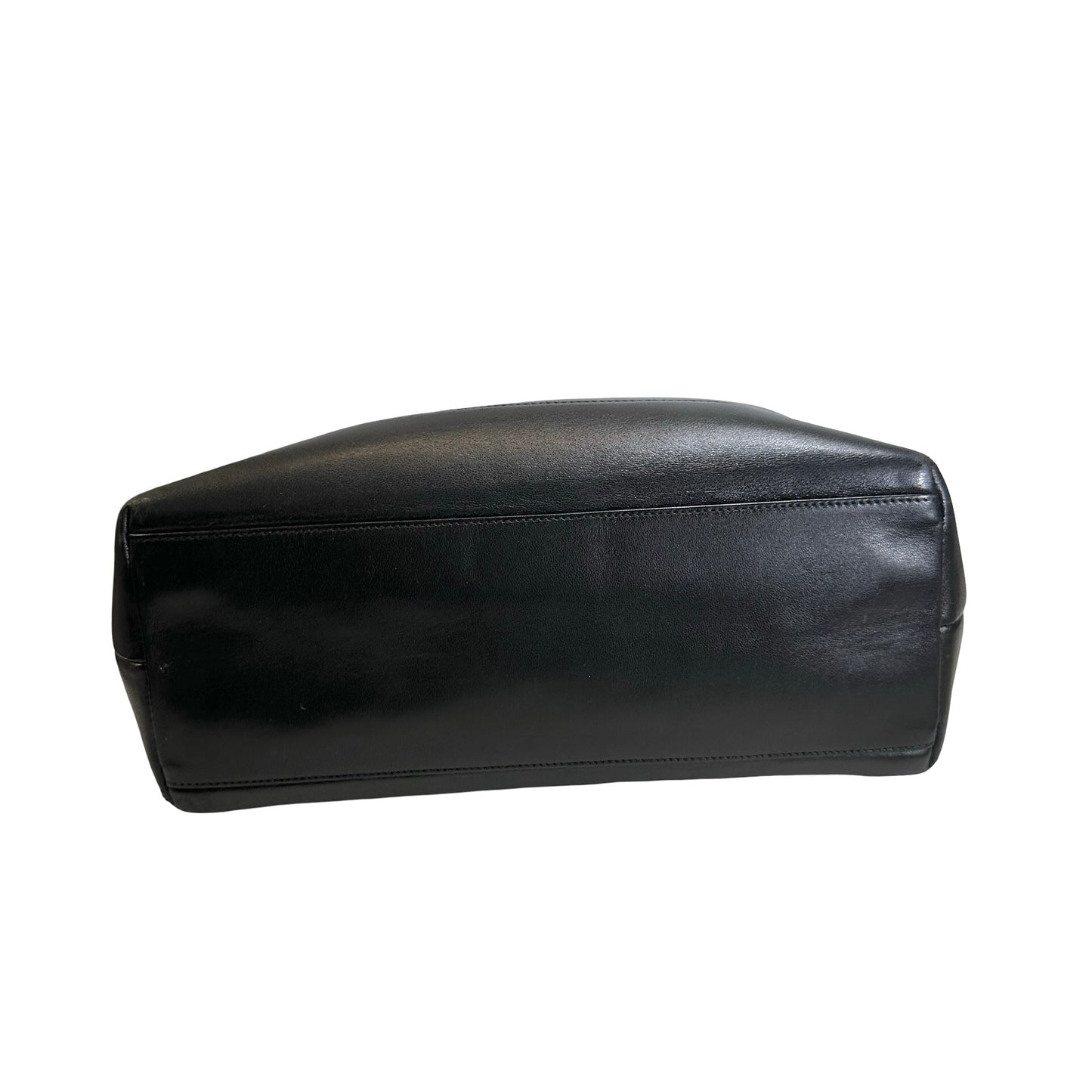 Used CHANEL solid vintage CC logo shoulder bag Shoulder Bag black