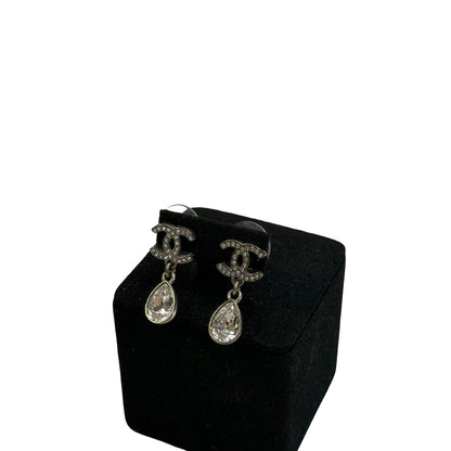 Used CHANEL CC Logo CC Pear Drop Earrings Earrings Silver