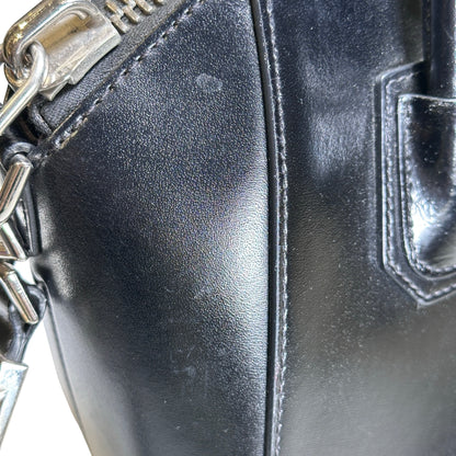 Used GIVENCHY Smooth Leather Antigona Handbag Black