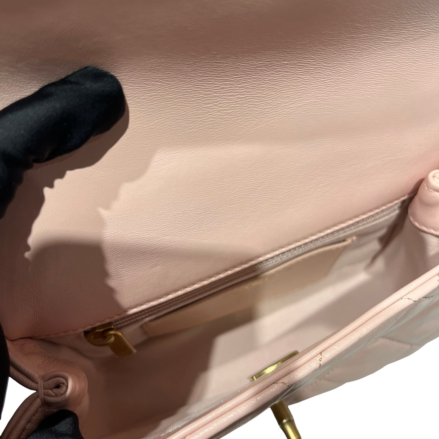 Unused CHANEL Flap Cross Body Bag Pink GHW