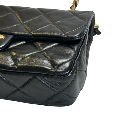 Used CHANEL Quilted Leather Classic Flap Chain shoulder bag Black Gold