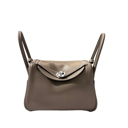 New HERMÈS Clemence leather Lindy 26 Shoulder Bag Etoupe PHW