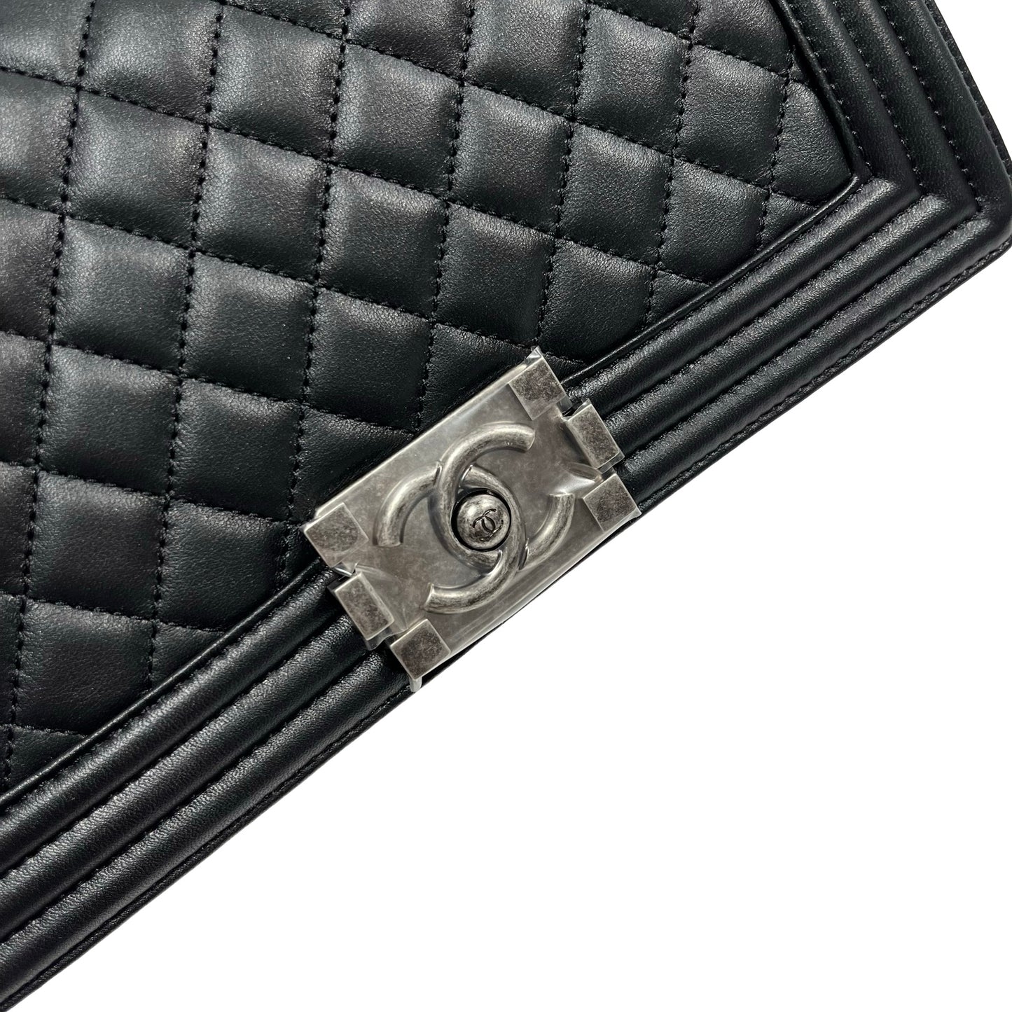Brand New CHANEL Lambskin Boy Chain shoulder bag Black PHW