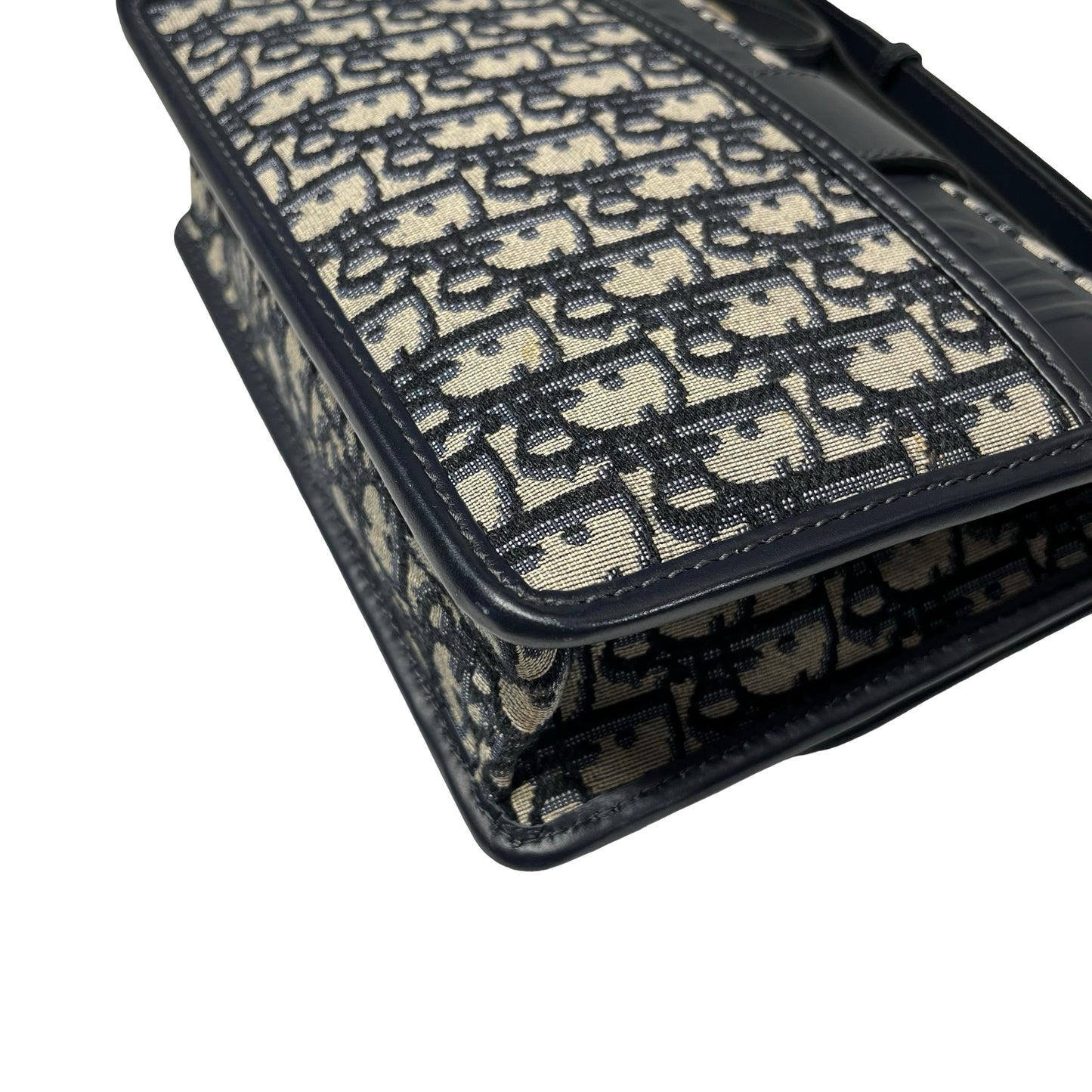 DIOR MONTAIGHE 30 Shoulder Bag