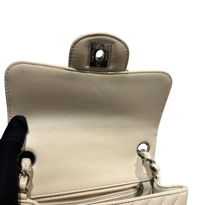 Used CHANEL Chevron Lambskin Chevron Flap Bag Chain Shoulder Bag White Silver hardware