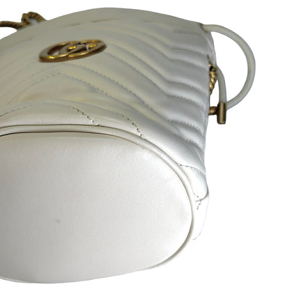 Used GUCCI Matelassé chevron leather GG Marmont Matelassé Mini Bag Crossbody Bag White Antique gold-toned hardware
