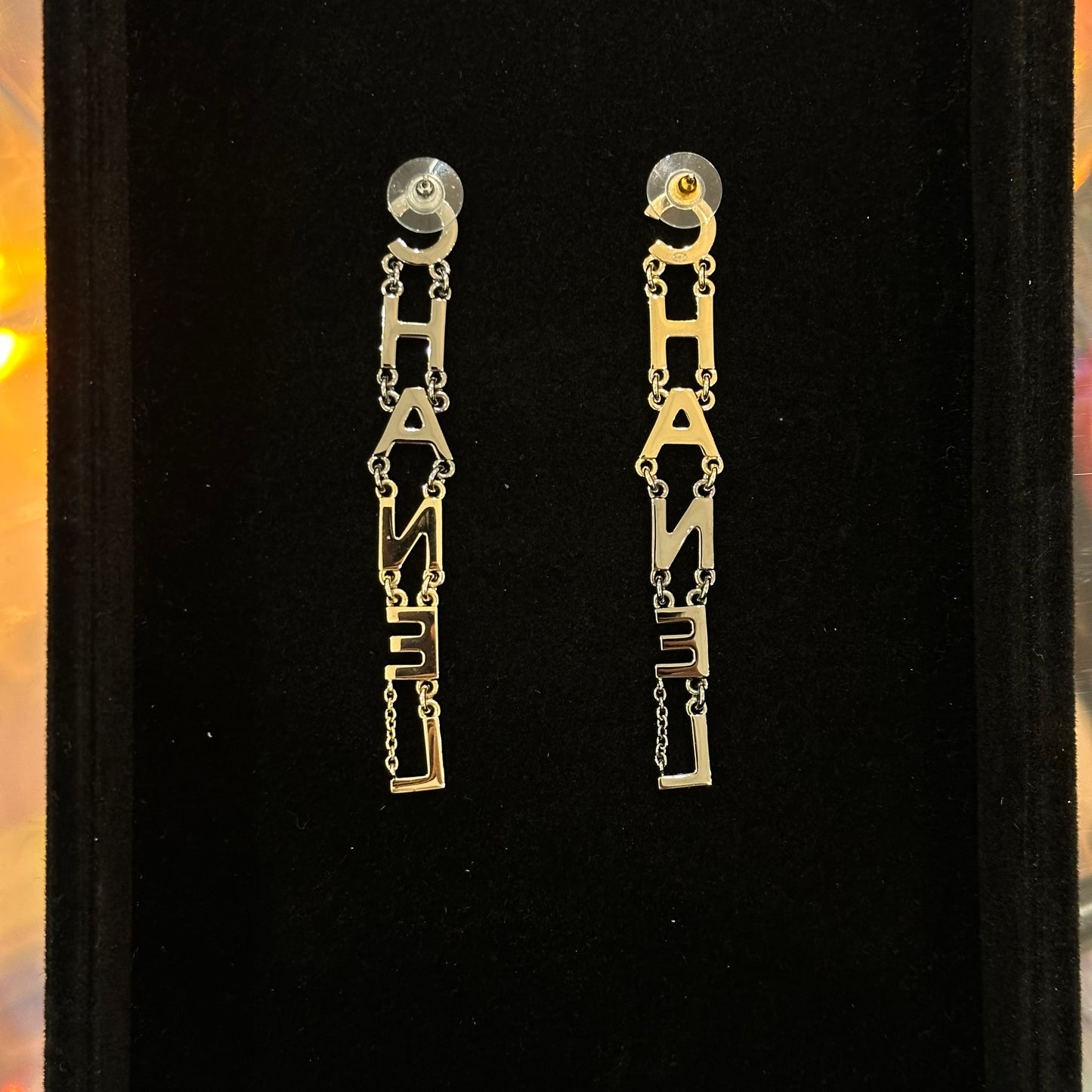 Earrings & Earpins [101083]