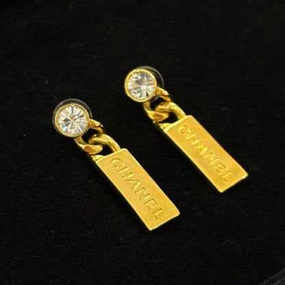 Earrings & Earpins [101094]