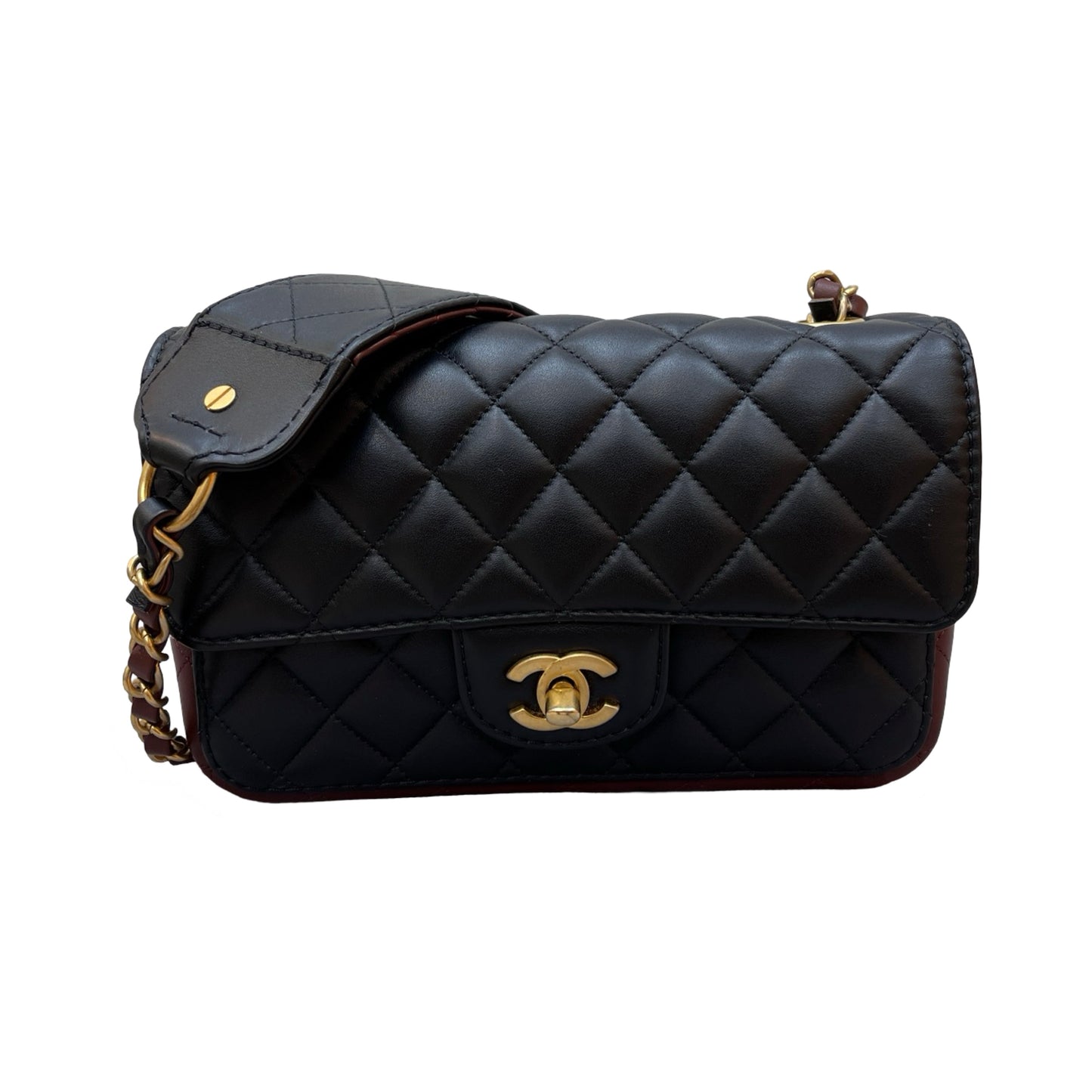 Matelasse Quilted Calf Skin  Chain Shoulder Bag [101146]