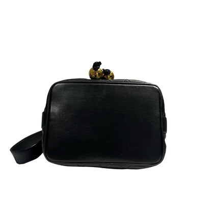 CHANEL VINTAGE BUCKET BAG [20000420]