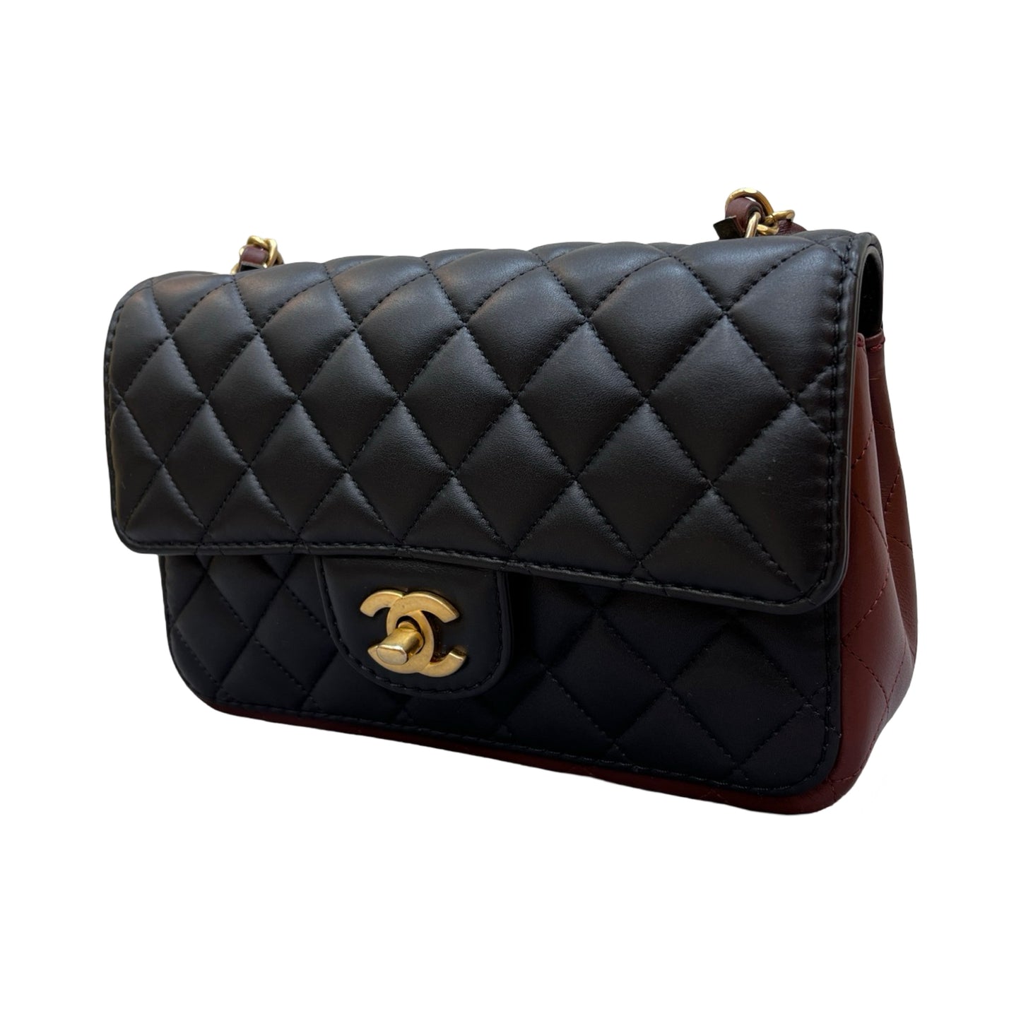 Matelasse Quilted Calf Skin  Chain Shoulder Bag [101146]