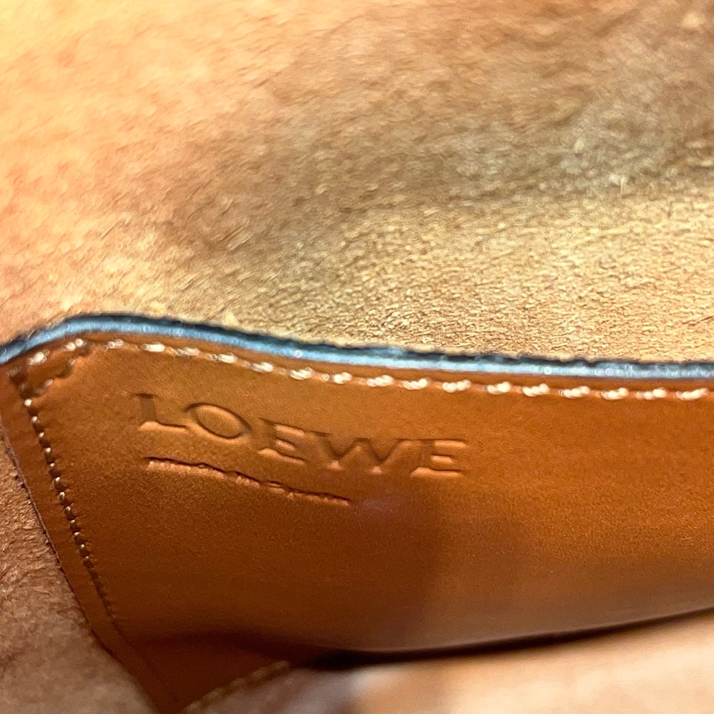 LOEWE BALLOON Shoulder Bag TAN GHW