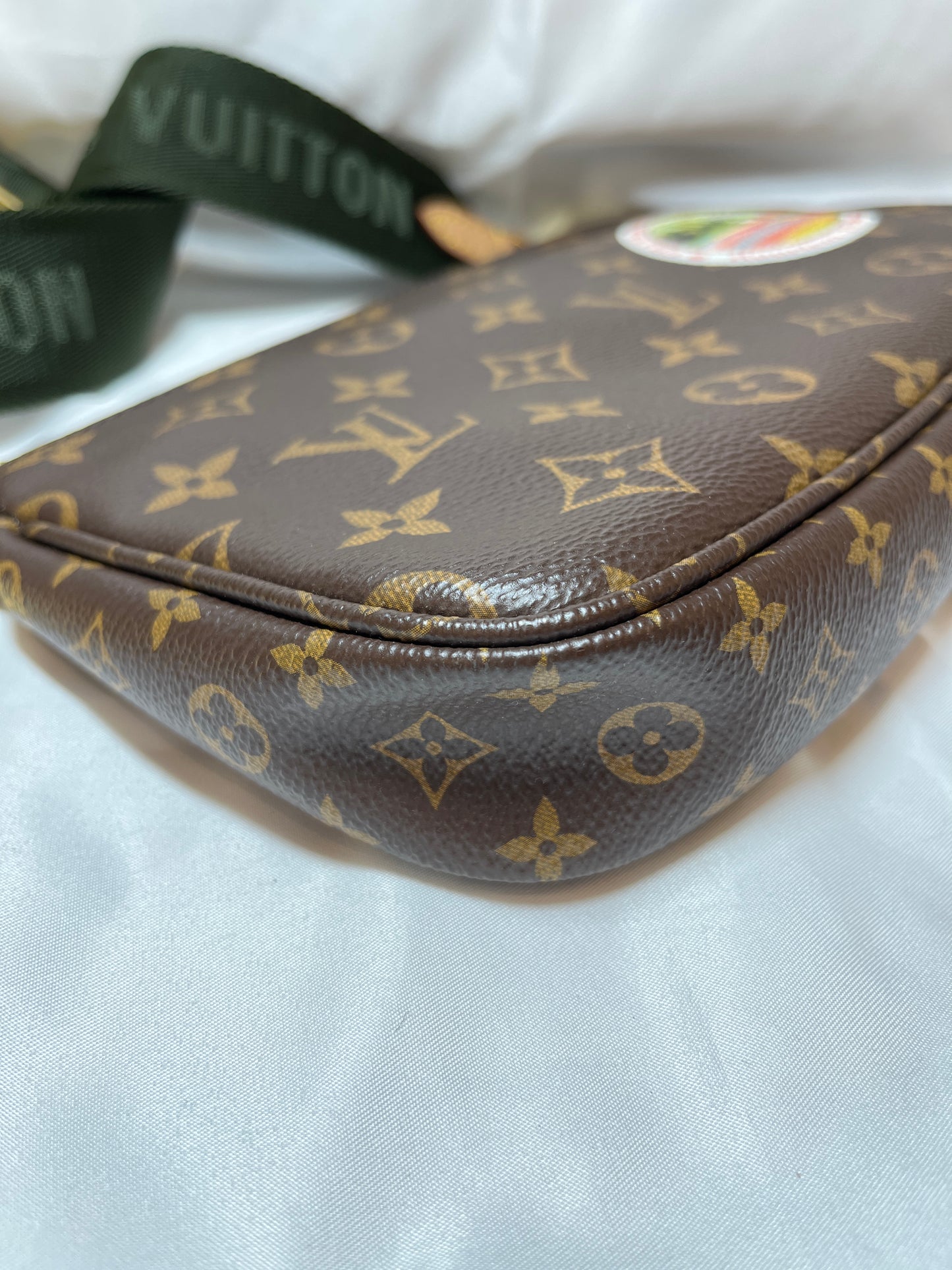 Used Louis Vuitton Pouchette Shoulder Bag Brown