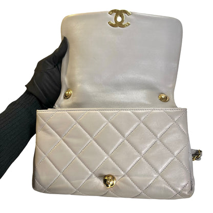 CHANEL Quilted Lambskin Flap Chain Shoulder Bag Grey GHW