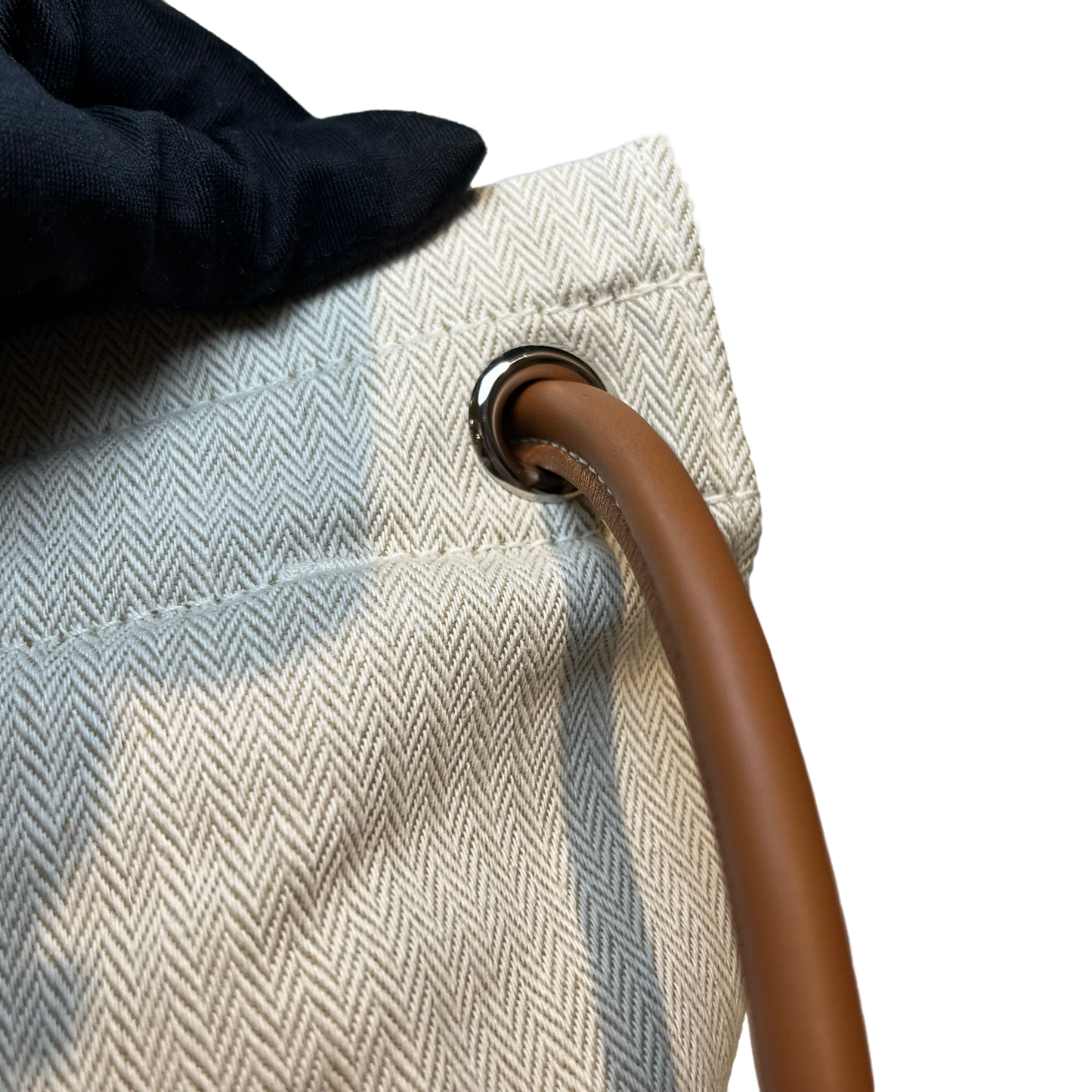 Used HERMÈS Maline Bag Drawstring Bag Beige PHW Vert Cypress (VY)