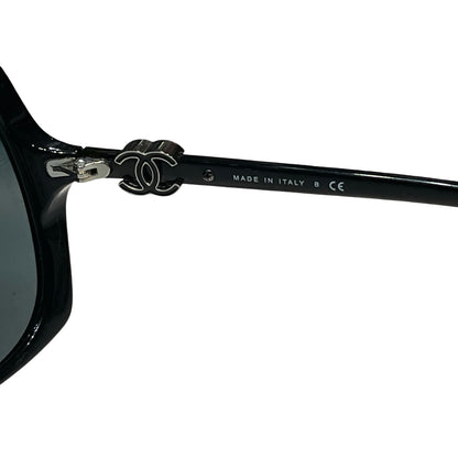 Used CHANEL Sunglasses Black