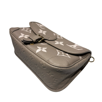 Used LOUIS VUITTON Diane Shoulder Bag Beige Grey GHW