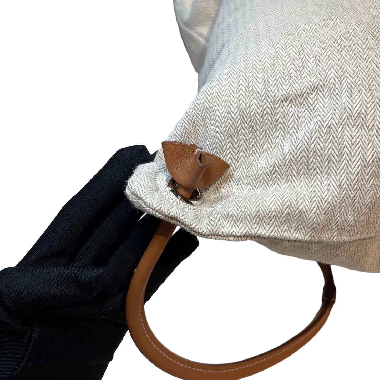 Used HERMÈS Maline Bag Drawstring Bag Beige PHW Vert Cypress (VY)