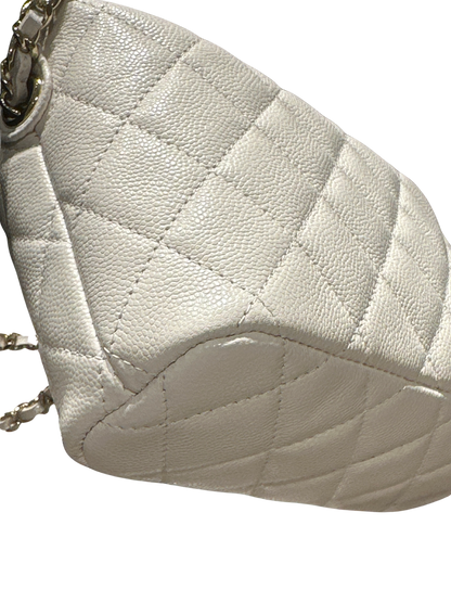 CHANEL Quilted Caviar Chanel Hobo Hobo Bag White