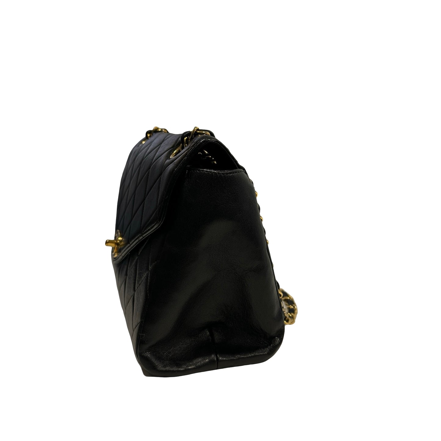 Used CHANEL Quilted Vintage shoulder bag Chain Shoulder Bag Black Gold hardware