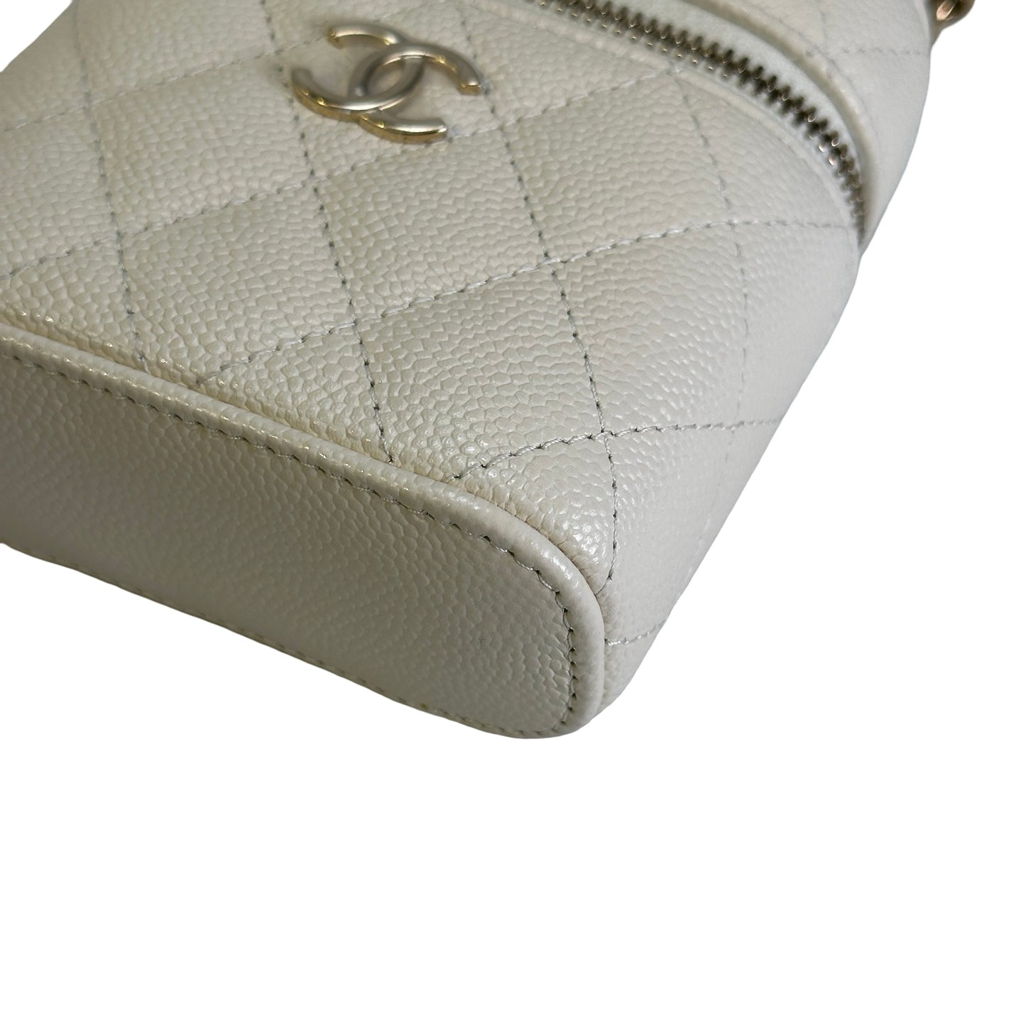 Used CHANEL Quilted Caviar Small Vanity Case with Chain Vanity case White