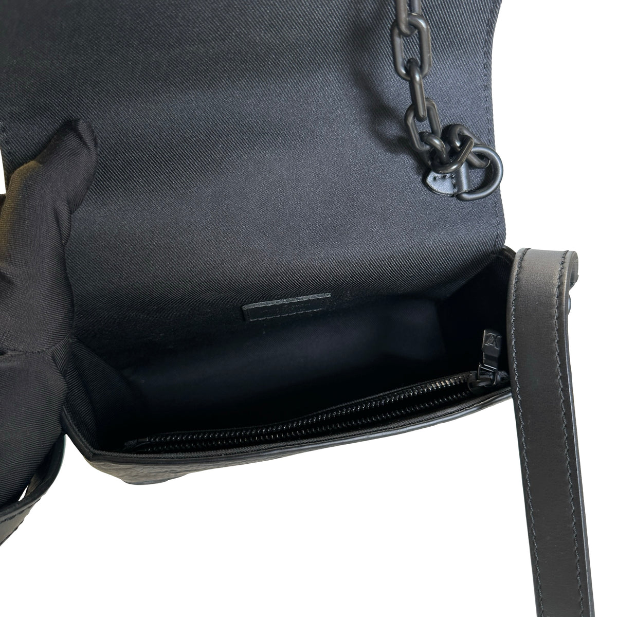 Used LOUIS VUITTON Monogram Taurillon Steamer XS Crossbody Bag Black