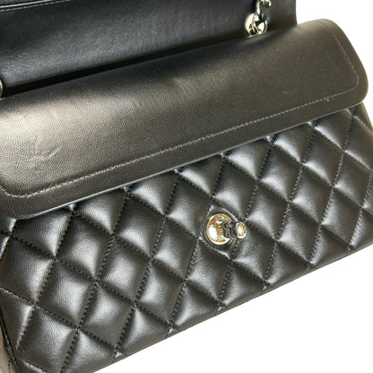 Used CHANEL Quilted Leather Classic Flap Shoulder Bag Black