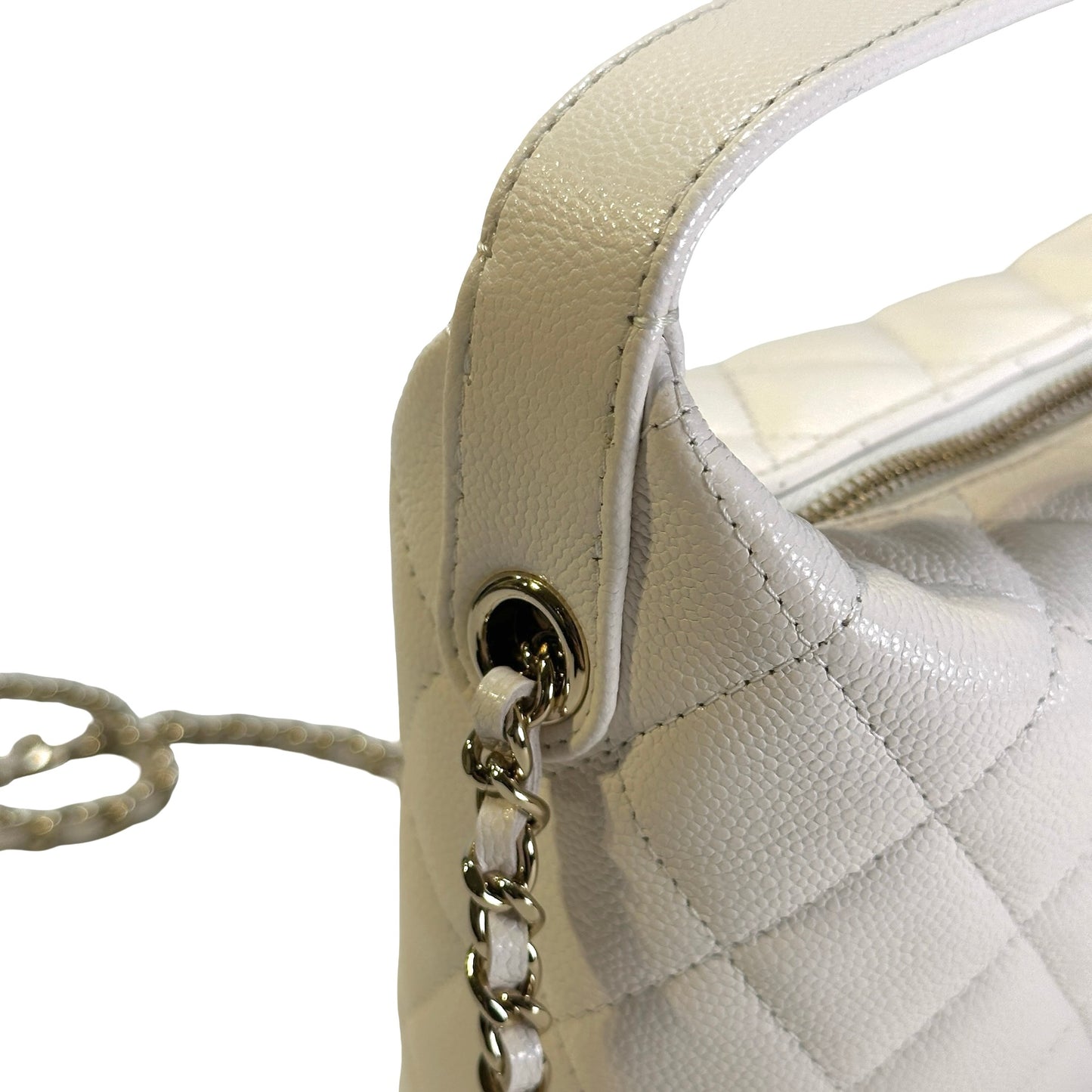 CHANEL Quilted Caviar Chanel Hobo Hobo Bag White