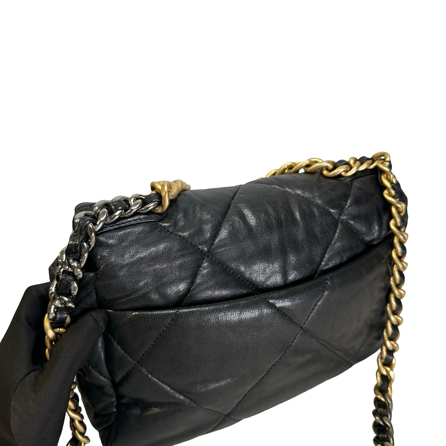 Used CHANEL Quilted Lambskin 19 Bag Shoulder Bag Black GHW