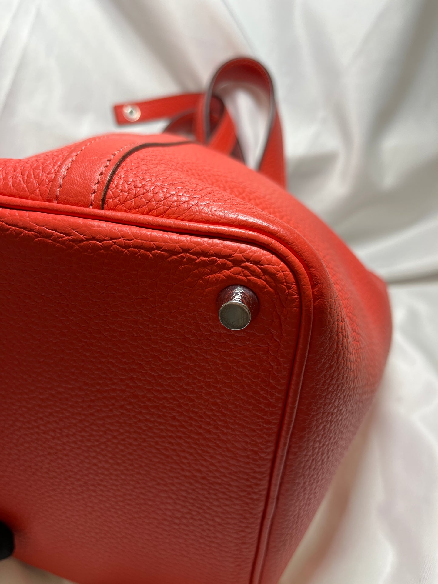 HERMÈS Handbag
