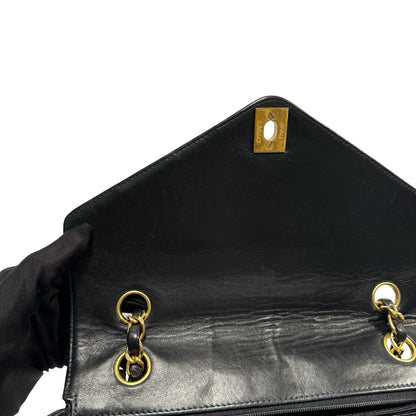 Used CHANEL Quilted Vintage shoulder bag Chain Shoulder Bag Black Gold hardware