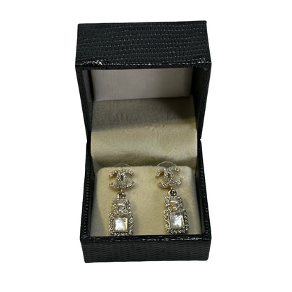 CHANEL CC Logo Crystal CC Crystal Drop Earrings Earrings Gold Clear