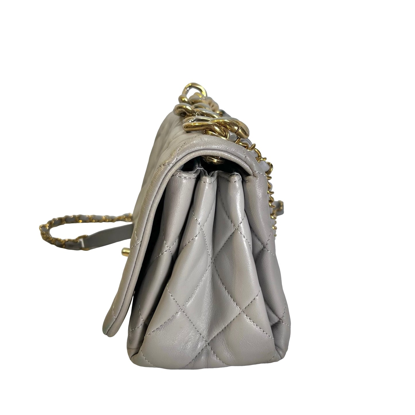 CHANEL Quilted Lambskin Flap Chain Shoulder Bag Grey GHW