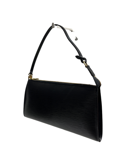 Used Louis Vuitton Epi Leather Pochette Shoulder Bag Black GHW