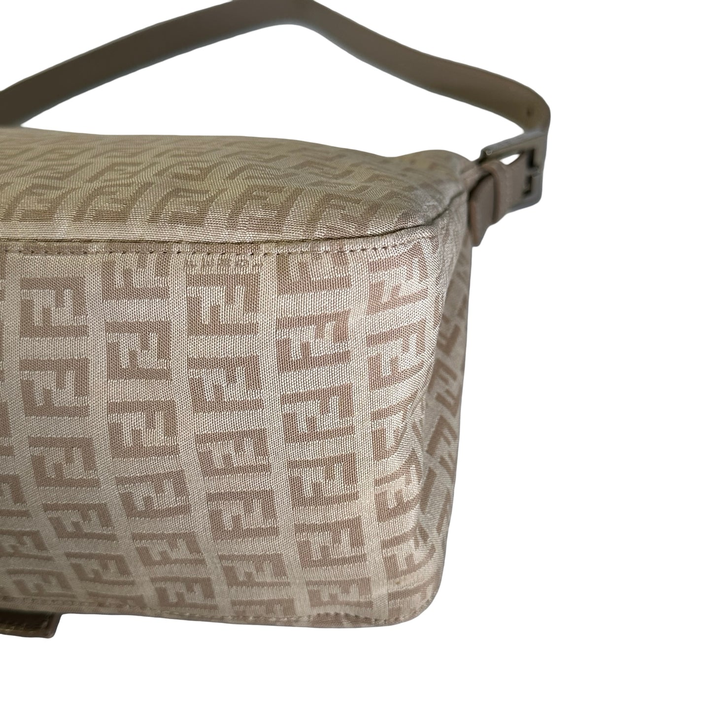 Used FENDI Zucca Mamma Baguette Baguette Bag Beige Silver