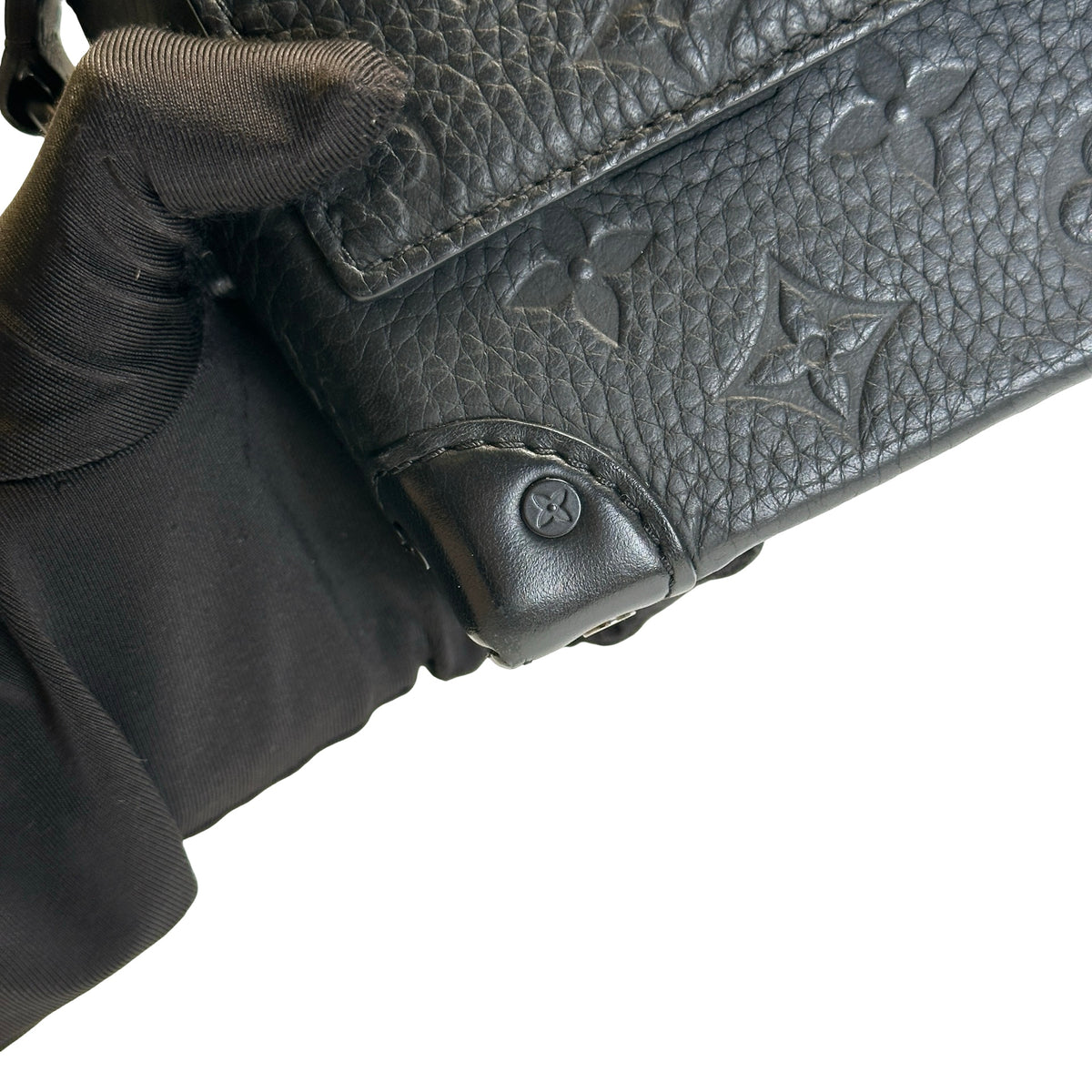 Used LOUIS VUITTON Monogram Taurillon Steamer XS Crossbody Bag Black