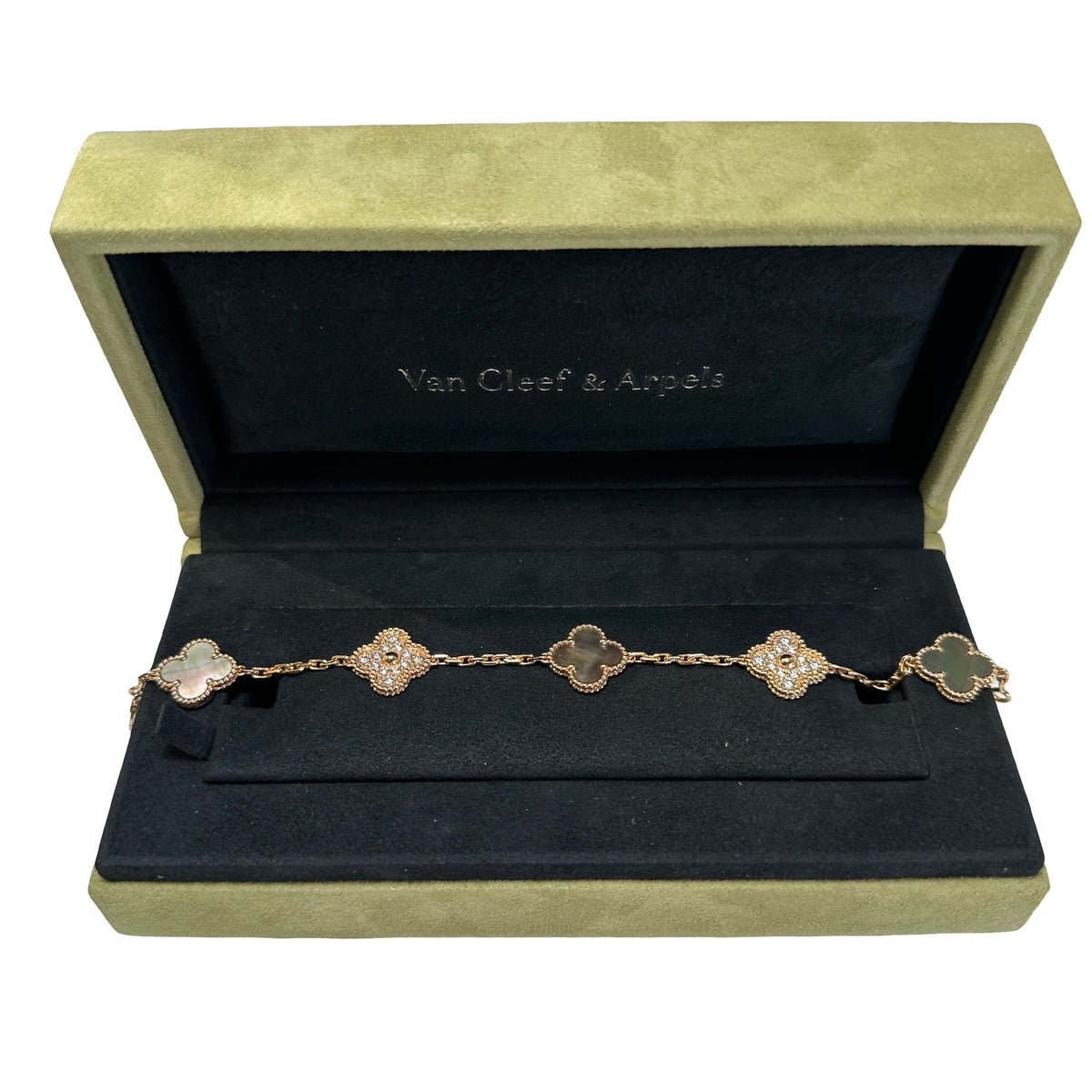 Brand New VAN CLEEF & ARPELS Mother of Pearl Diamonds Guilloche Vintage Alhambra BRACELET Gold White