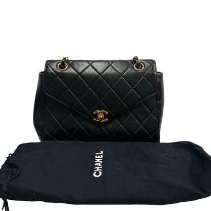 Used CHANEL Quilted Vintage shoulder bag Chain Shoulder Bag Black Gold hardware