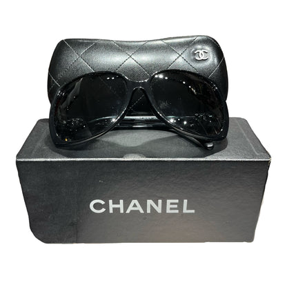 Used CHANEL Sunglasses Black