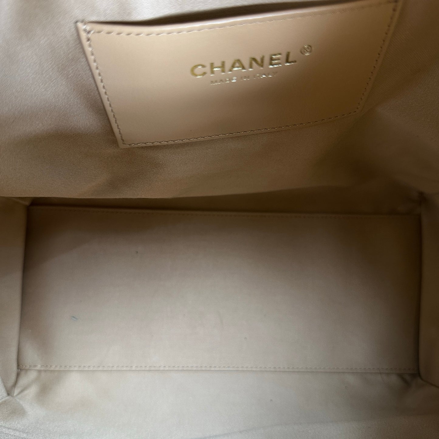 CHANEL Quilted Caviar Quilted Bucket Bag Bucket Bag Beige Gold
