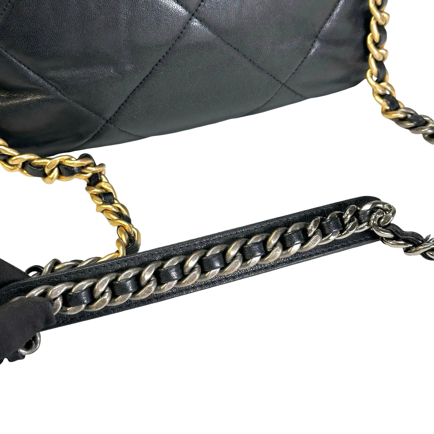 Used CHANEL Quilted Lambskin 19 Bag Shoulder Bag Black GHW