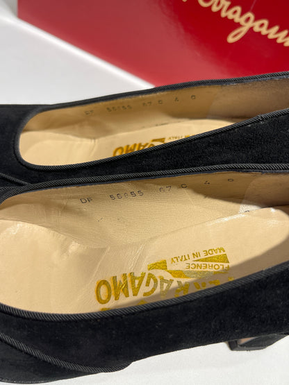 Used Ferragamo Heels Black