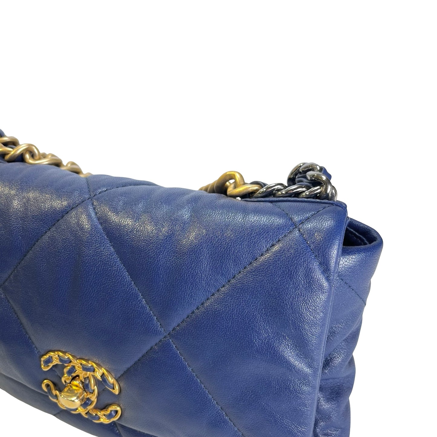 Used CHANEL Lambskin Quilted 19 Bag Shoulder Bag Navy Blue GHW
