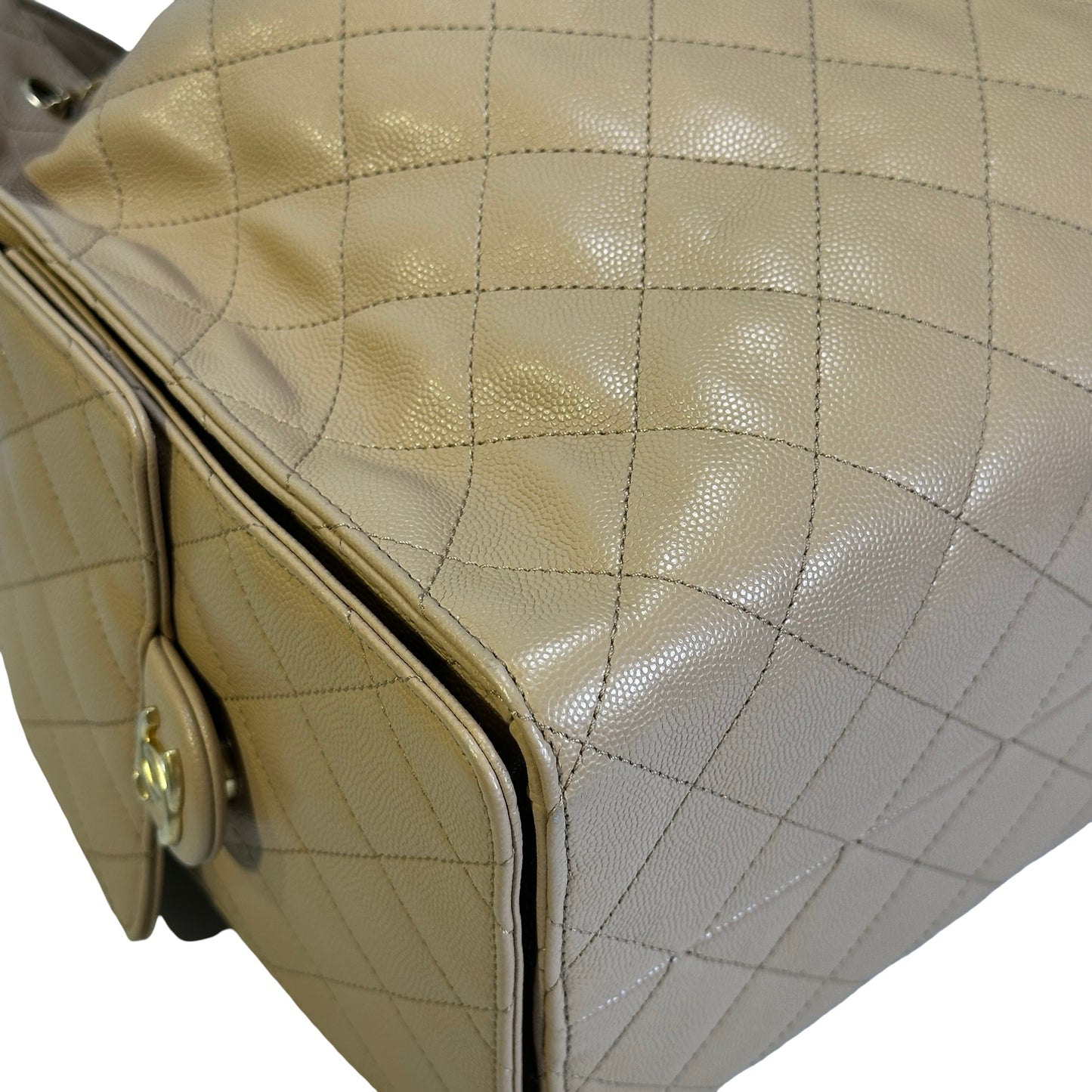 CHANEL Quilted Caviar Quilted Bucket Bag Bucket Bag Beige Gold