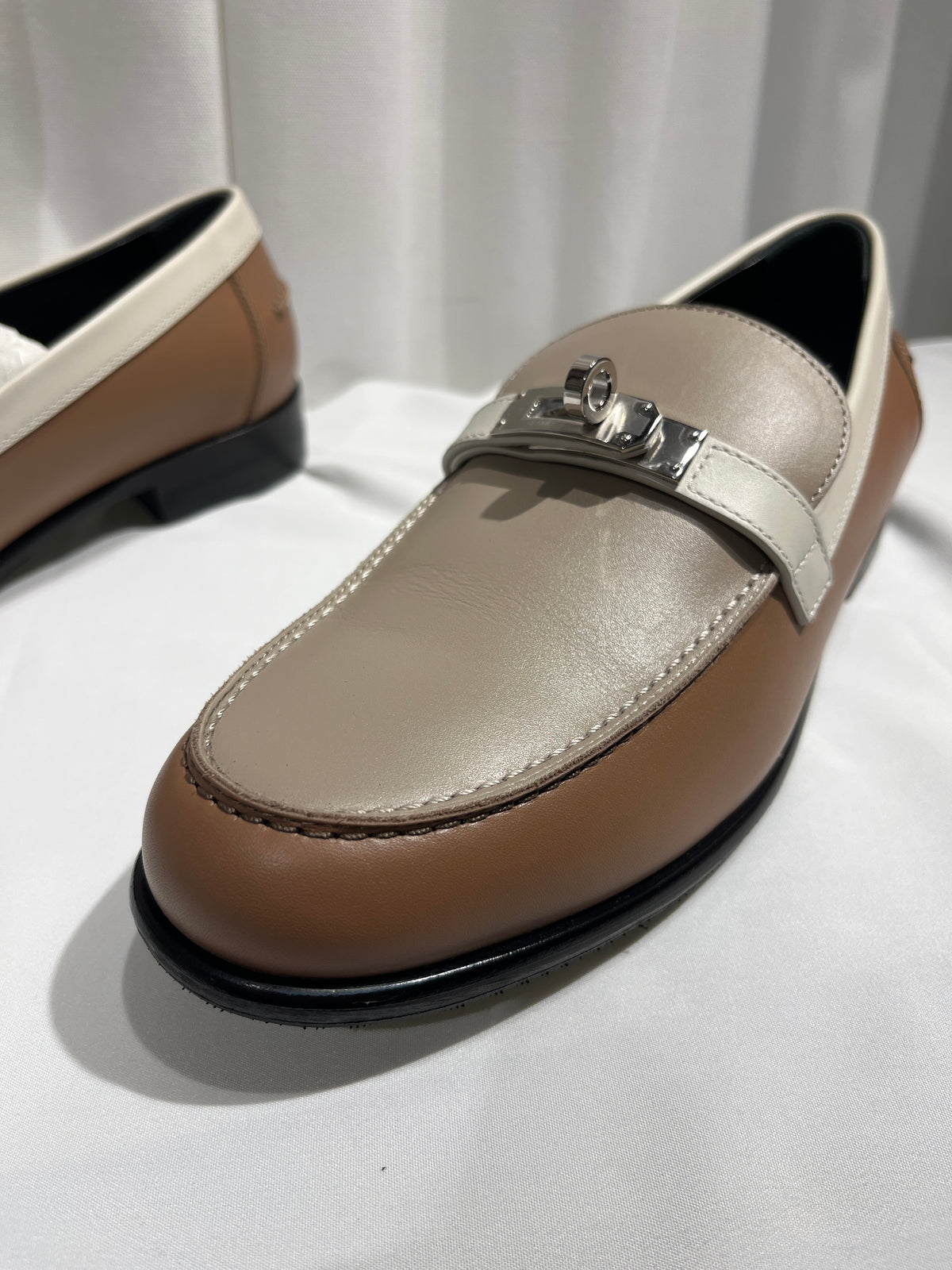 Used Hermès Shoes Beige Brown White PHW