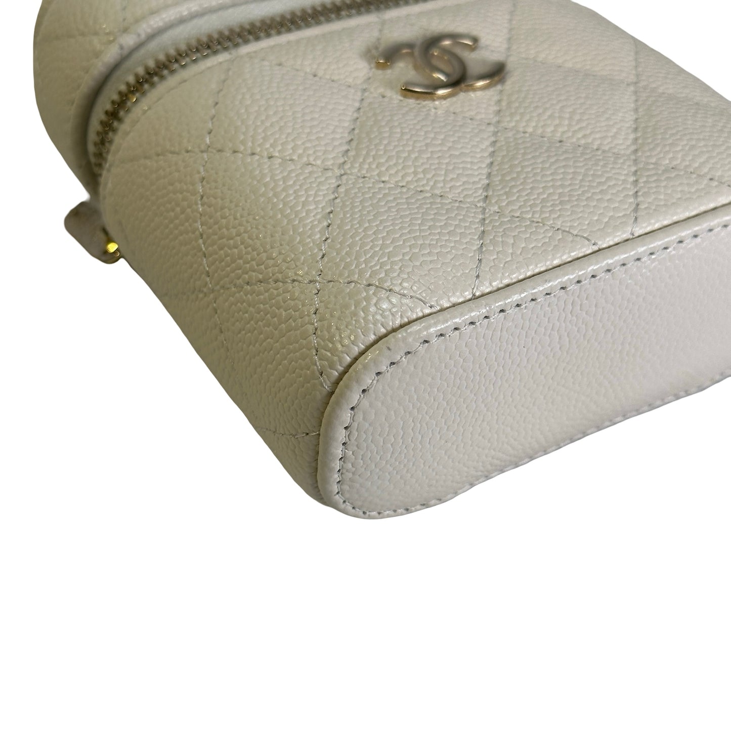 Used CHANEL Quilted Caviar Small Vanity Case with Chain Vanity case White