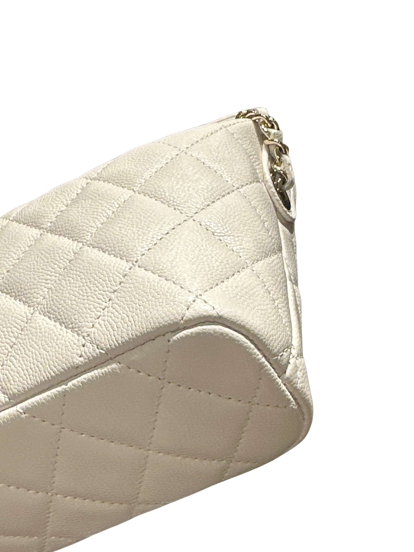 CHANEL Quilted Caviar Chanel Hobo Hobo Bag White