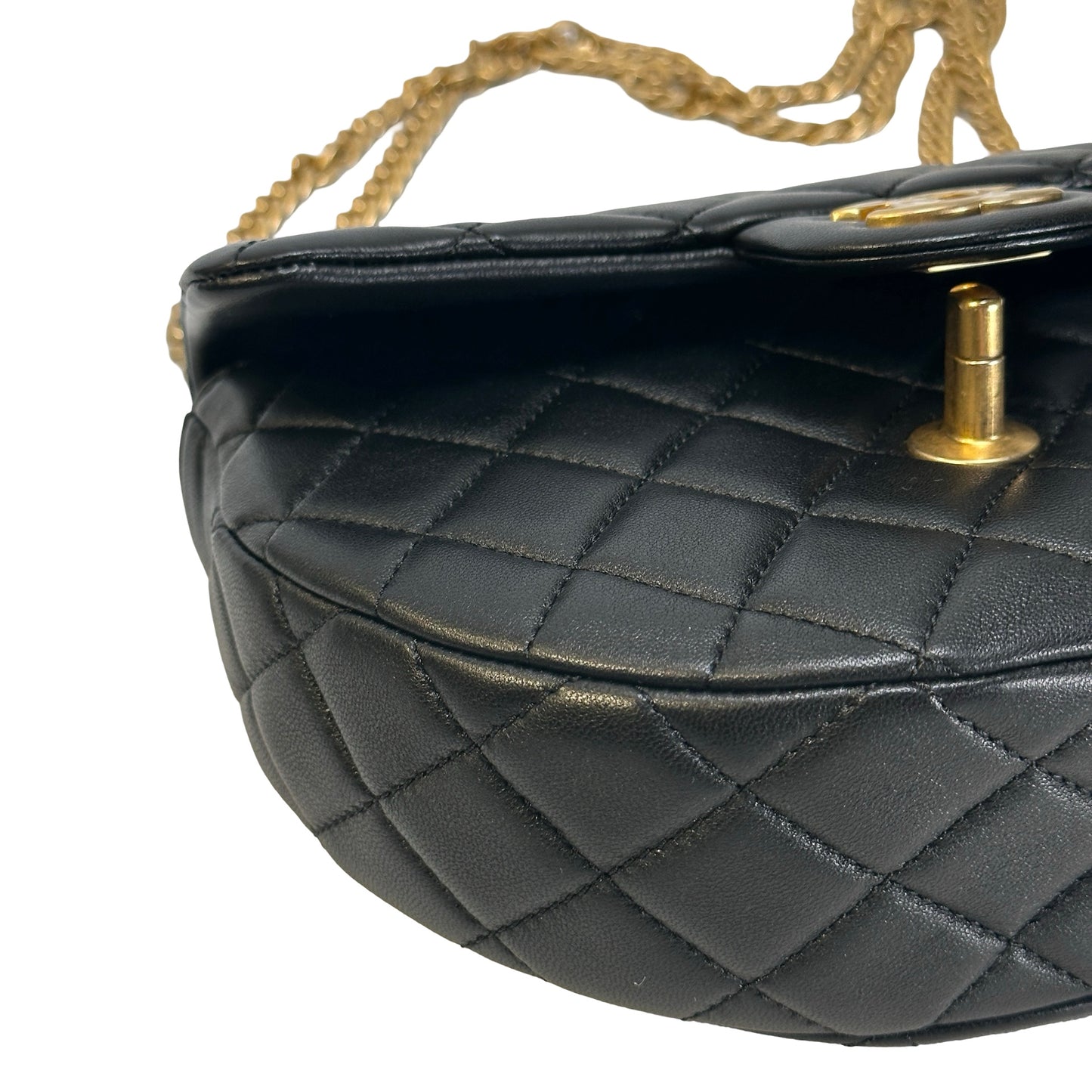 Used CHANEL Quilted Lambskin Quilted Crossbody Crossbody Bag Black Gold