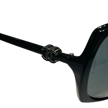 Used CHANEL Sunglasses Black
