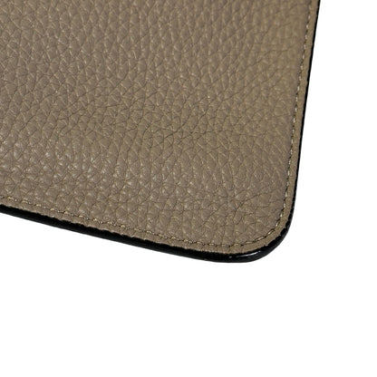 Used FENDI Leather Embroidery Banana Pouch Pouch Taupe Yellow Green PHW
